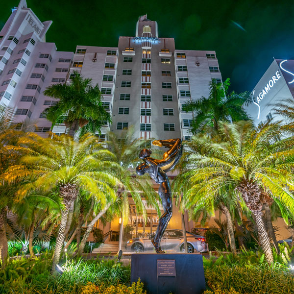 Carole Feuerman's Art at The National Hotel Miami Beach