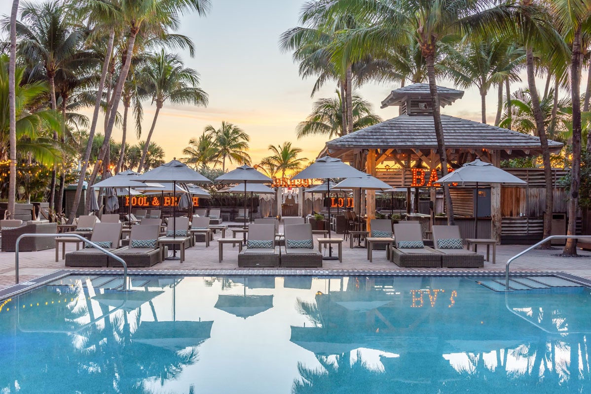 The Aqua Bar & Grill at The National Hotel Miami Beach